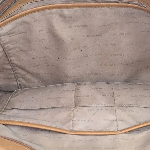 Michael Kors Textured Leather Beige Tote Shoulder Bag Great For Laptop, iPad Etc - Picture 9 of 11